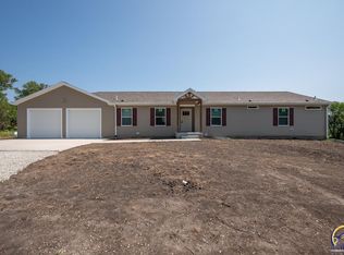 8570 NE Indian Creek Rd, Topeka, KS 66617