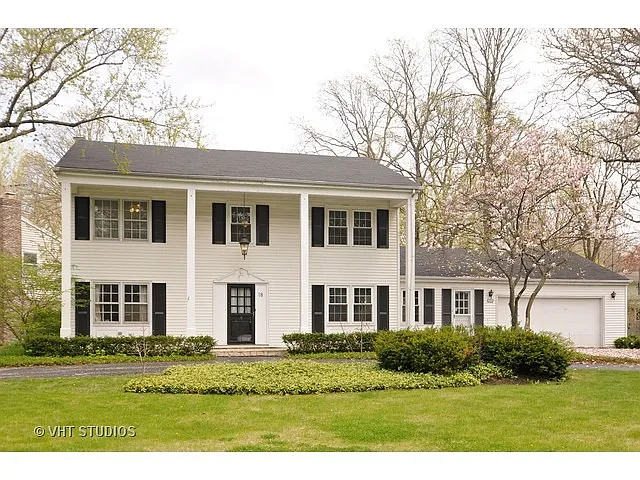 18 Portshire Dr photo 1