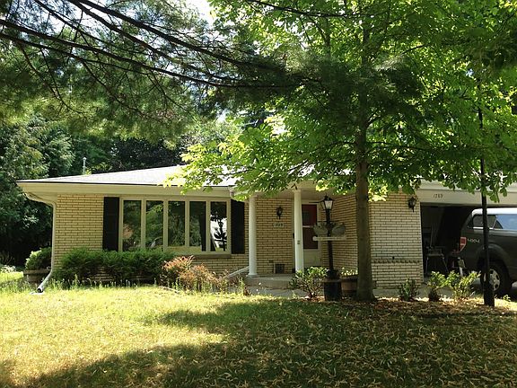 2nd image of 1789 Wedgewood Dr