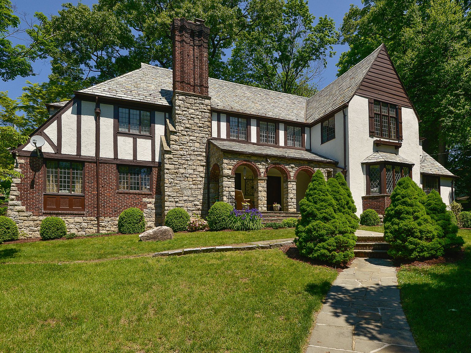 365 Beechmont Dr, New Rochelle, NY 10804 Zillow