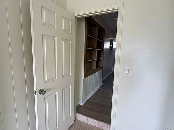 3rd image of 704 19th Ave