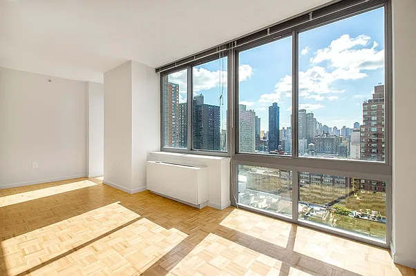 Rented by Mirador Real Estate | media 1