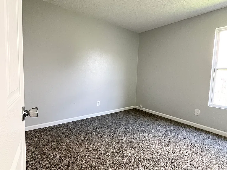 1423 Alonzo Pl — Photo 16