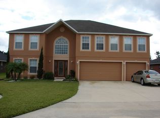 1683 Avenger Ln, Jacksonville, FL 32221