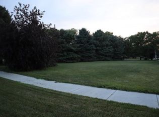 3013 Bayside Dr SE, Mandan, ND 58554