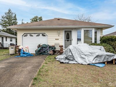 31 Oranjestad St, Toms River, NJ, 08757