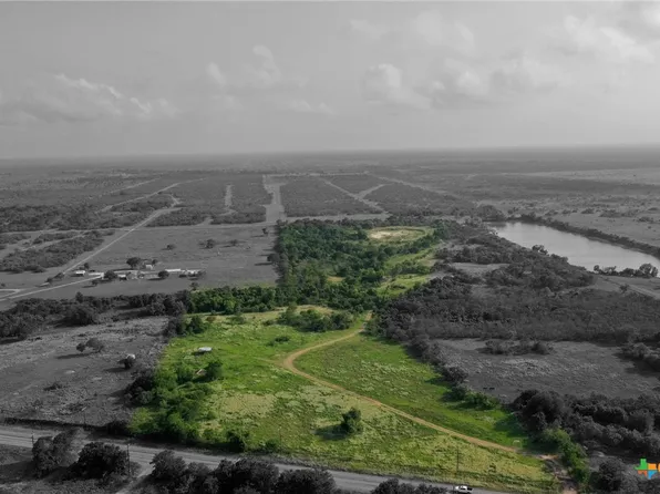 174 E Highway 239, Tivoli, TX 77990