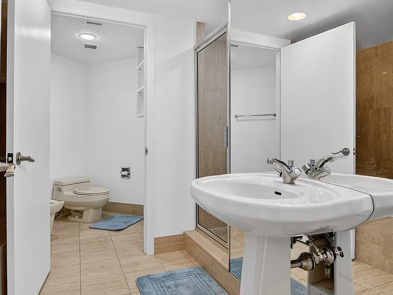 120 SE 5th Ave #520 — Photo 27