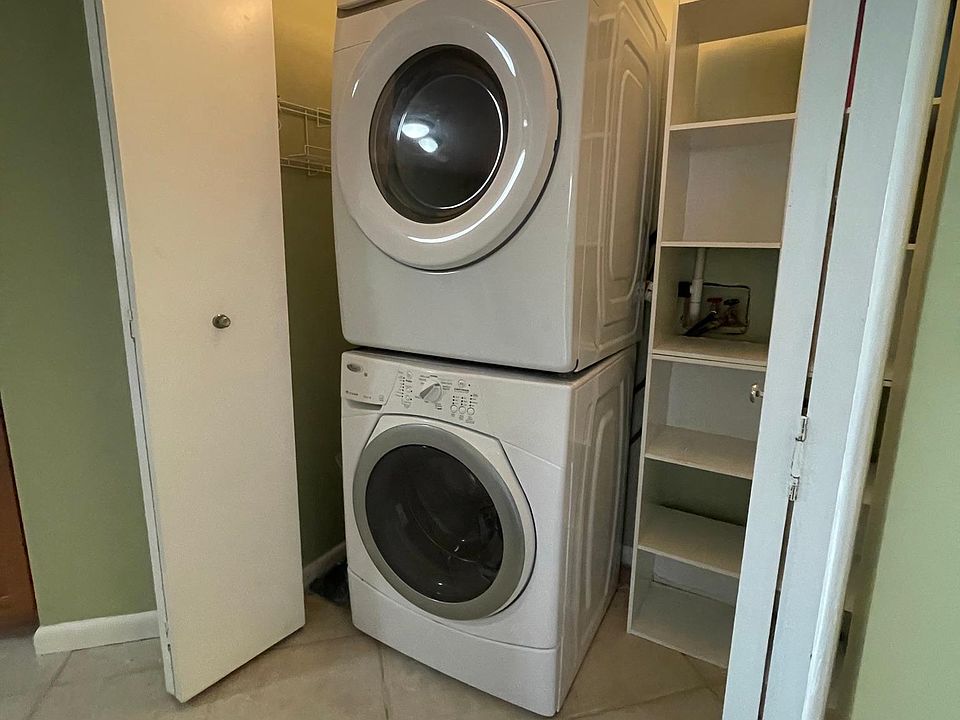 1st image of 2644 SE 19th Ct #203-D