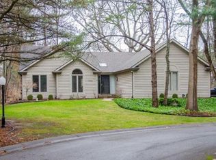 51562 Hendon Hall Ct, Granger, IN
