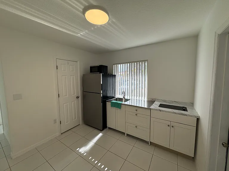 18142 SW 139th Path — Photo 1