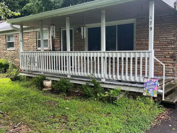 179 Iroquois Dr, Paducah, KY 42001