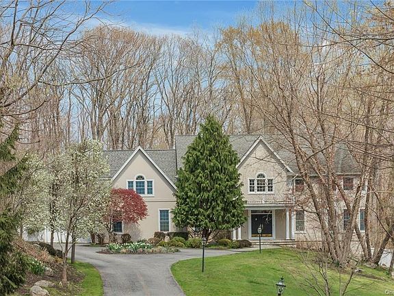 3rd image of 21 Sunderland Ln