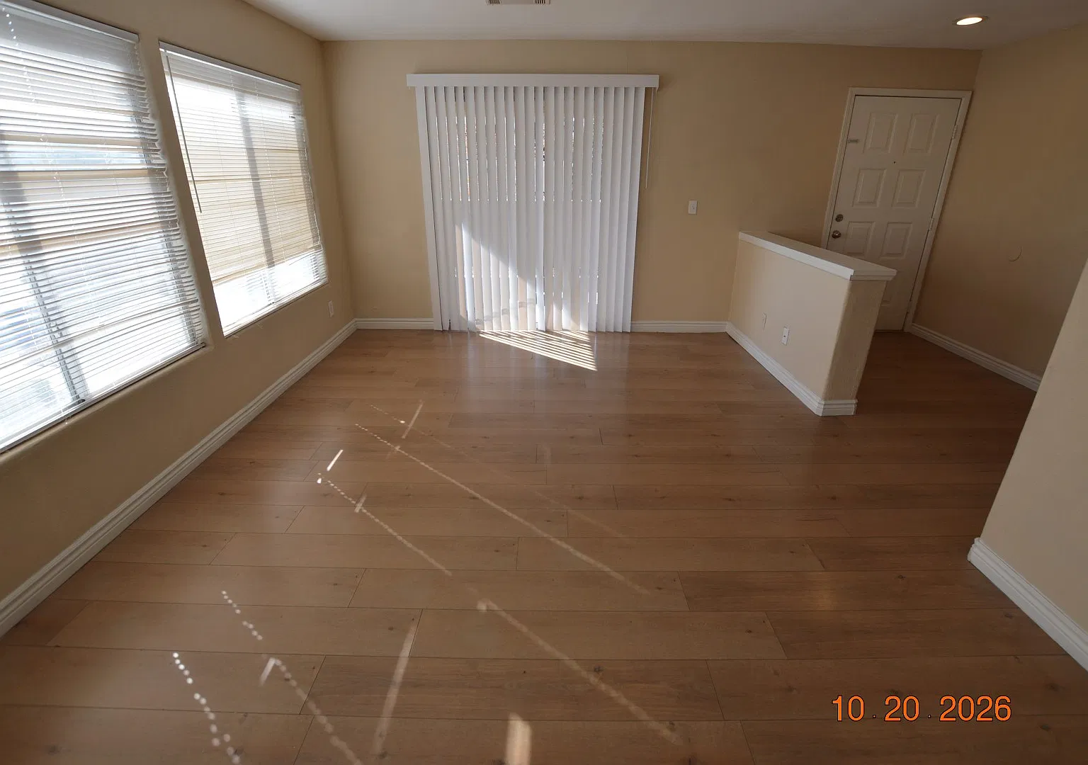 1501 Linnbaker Ln — Photo 4