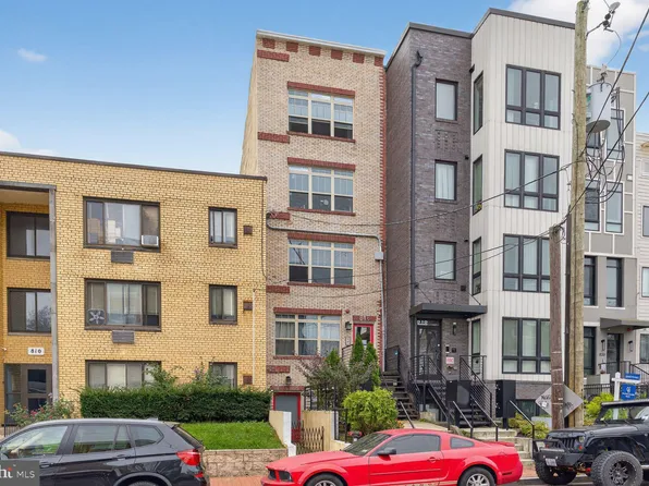 816 Kennedy St NW #3, Washington, DC 20011