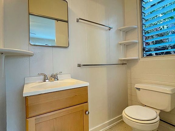4th image of 1510 Thurston Ave APT 1