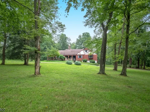 36 Boulder Hill Rd, Tewksbury Twp., NJ 07830