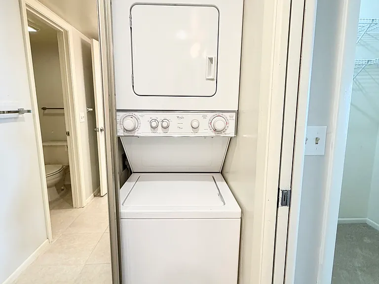 Washer/Dryer in-unit!