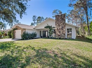 6161 Waxmyrtle Way, Naples, FL 34109