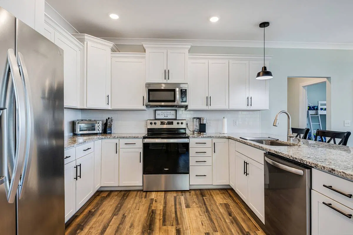 4 bed, 3.5 bath, 1785 sqft, $2,240 — Photo 4