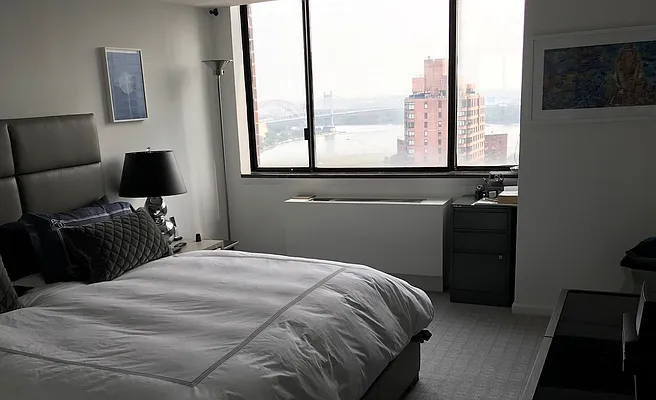 Sold by MacDouglas Properties | media 21