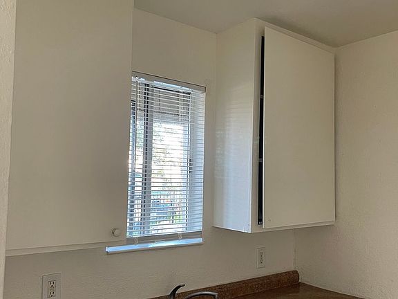 3rd image of 1216 South Ave APT B