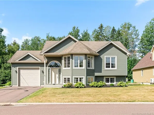 47 Sebastien St, Shediac, NB E4P 0K7