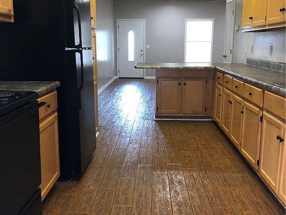 4th image of 1706 & 1710 3rd Ave E