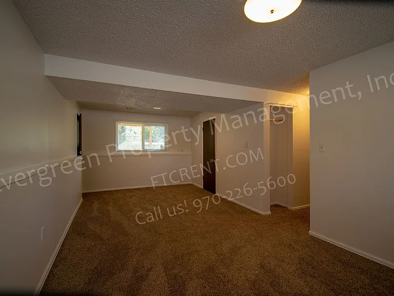 2401 W Stuart St — Photo 7