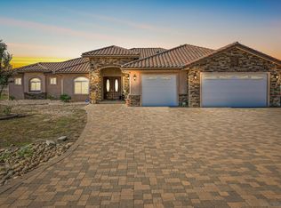 1090 Heritage Ranch Rd, Ramona, CA 92065