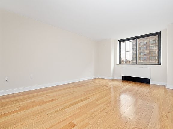 5th image of 280 Park Ave S APT 16L