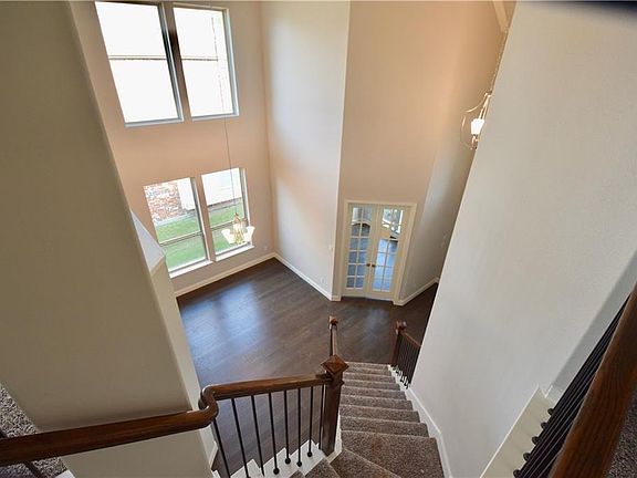 5th image of 11611 Jasper Dr