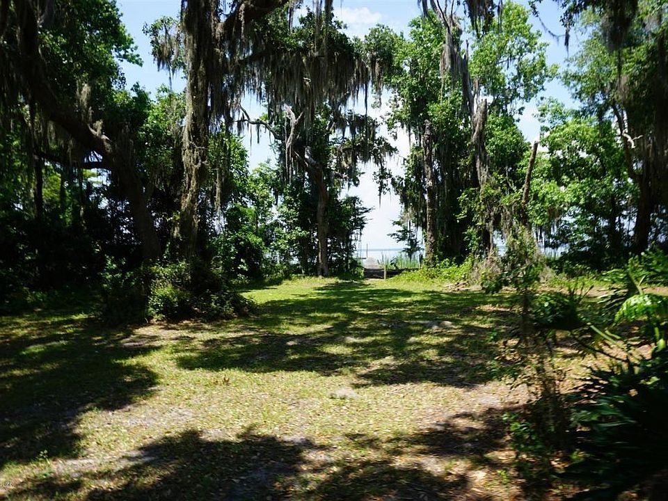 01) Beautiful Wooded Lot