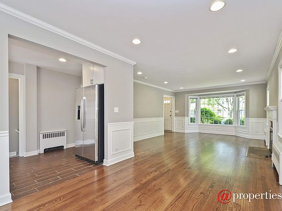 Living Room / Dining Room