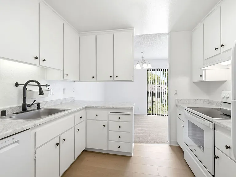 777 San Antonio Rd #86 — Photo 9