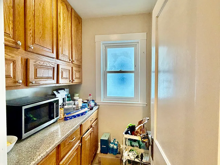 307 Washington St #1 — Photo 30