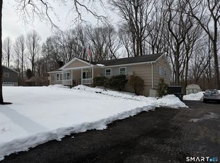 97 Greenbrier Rd, Trumbull, CT 06611