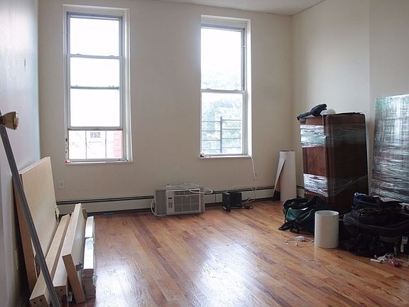 2nd image of 784 Nostrand Ave APT 3