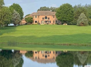 16741 Kaylor Rd, Danville, OH 43014