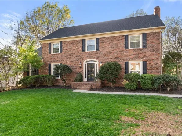 3735 Sagamore Dr, Greensboro, NC 27410