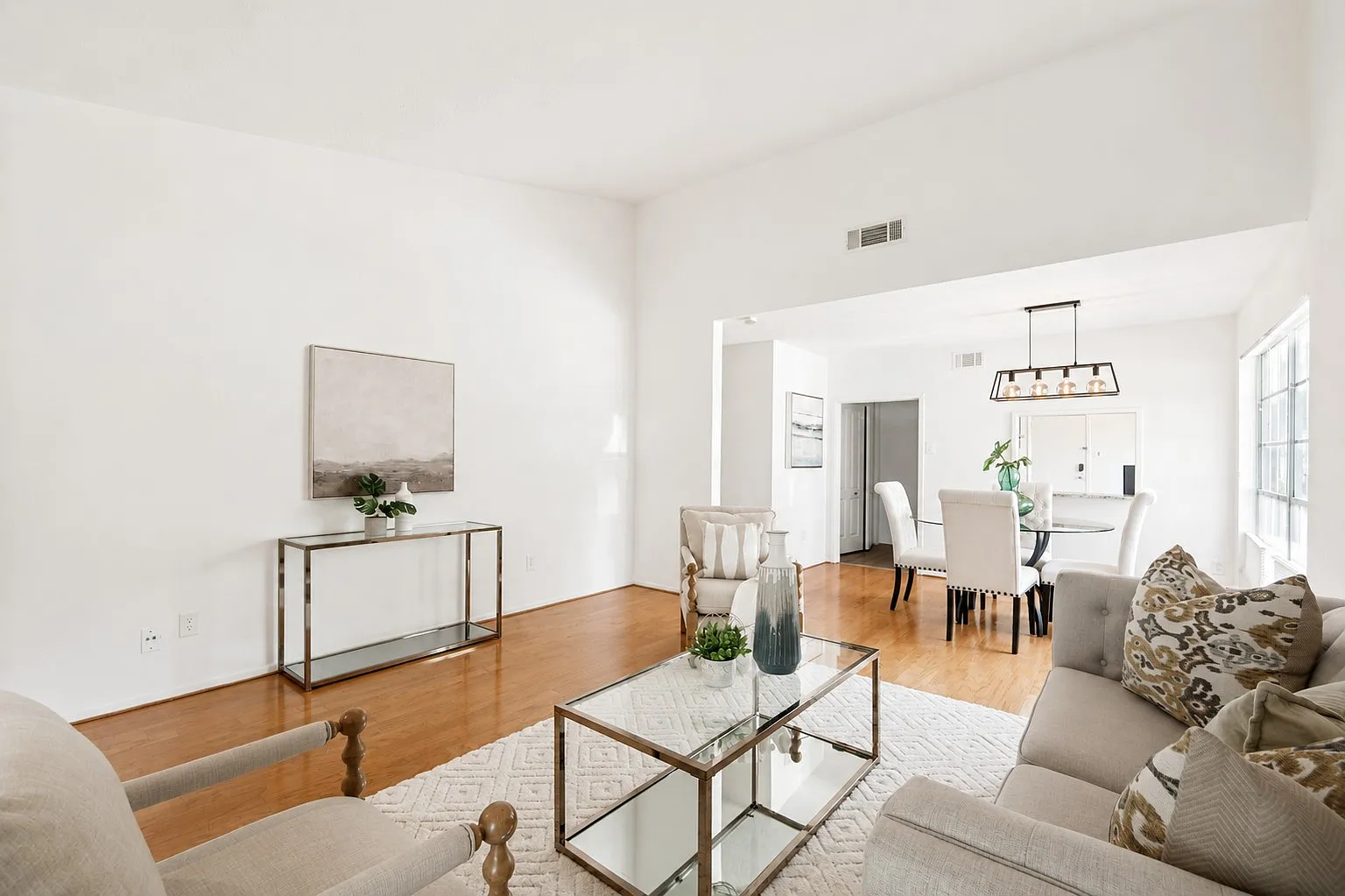 2 bed, 1408 sqft, $2,995 — Photo 1