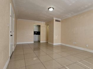 8005 W 6th Ave APT O, Hialeah, FL 33014