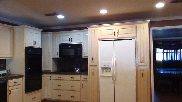 2nd image of 1110 Mogford St