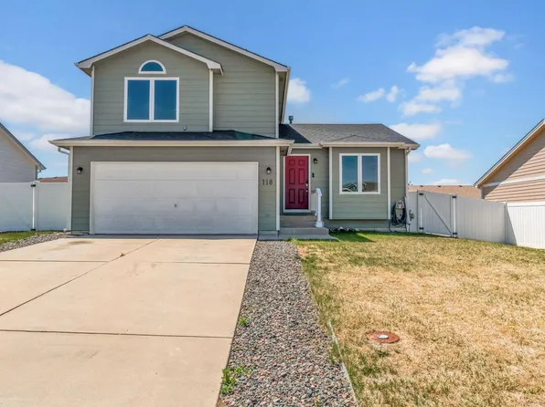 118 Linden Oaks Dr, Ault, CO 80610