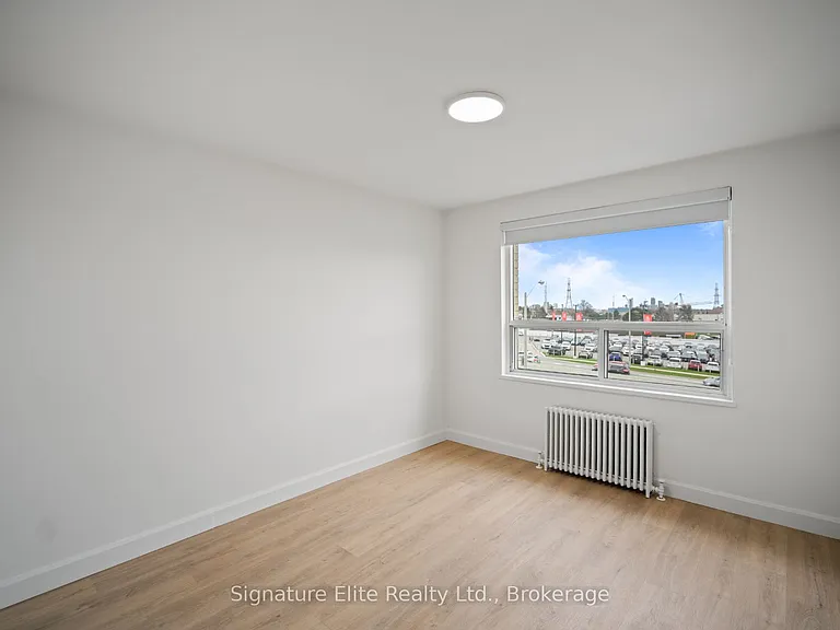 3 Swift Dr #405 — Photo 4