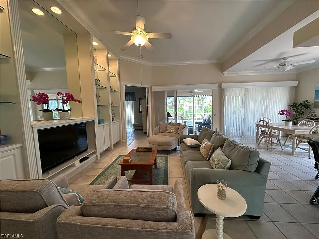 3 bed, 3.0 bath, 1995 sqft, $3,500 — Photo 2