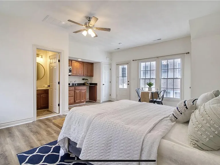 4656 Pleasant Ave — Photo 3
