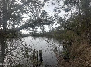 9606 Evans Rd, Gulfport, MS 39503