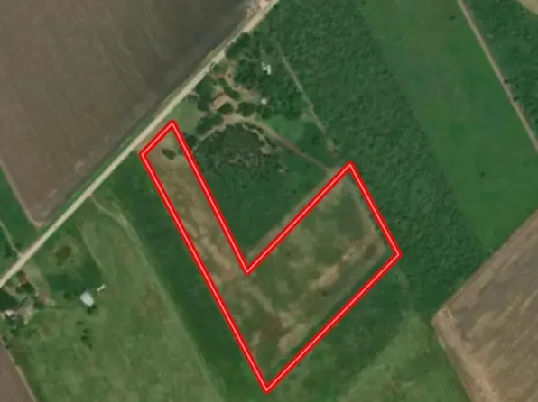 8 County Road 319, Edna, TX 77957