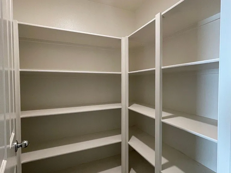 29266 Bronco Ct — Photo 10